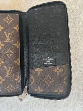 Louis Vuitton Macassar Vertical Monogram